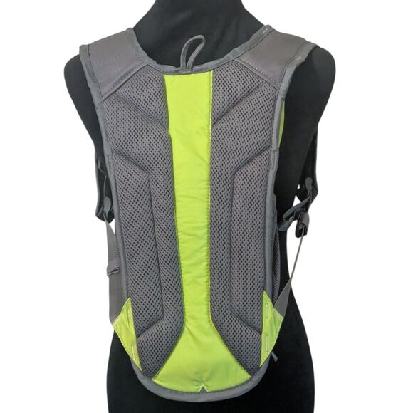 CAMELBAK Rogue Hydration Pack Lime Green Gorpcore Cycling Hiking Backpack - Picture 7 of 7